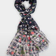 Scarf with floral pattern