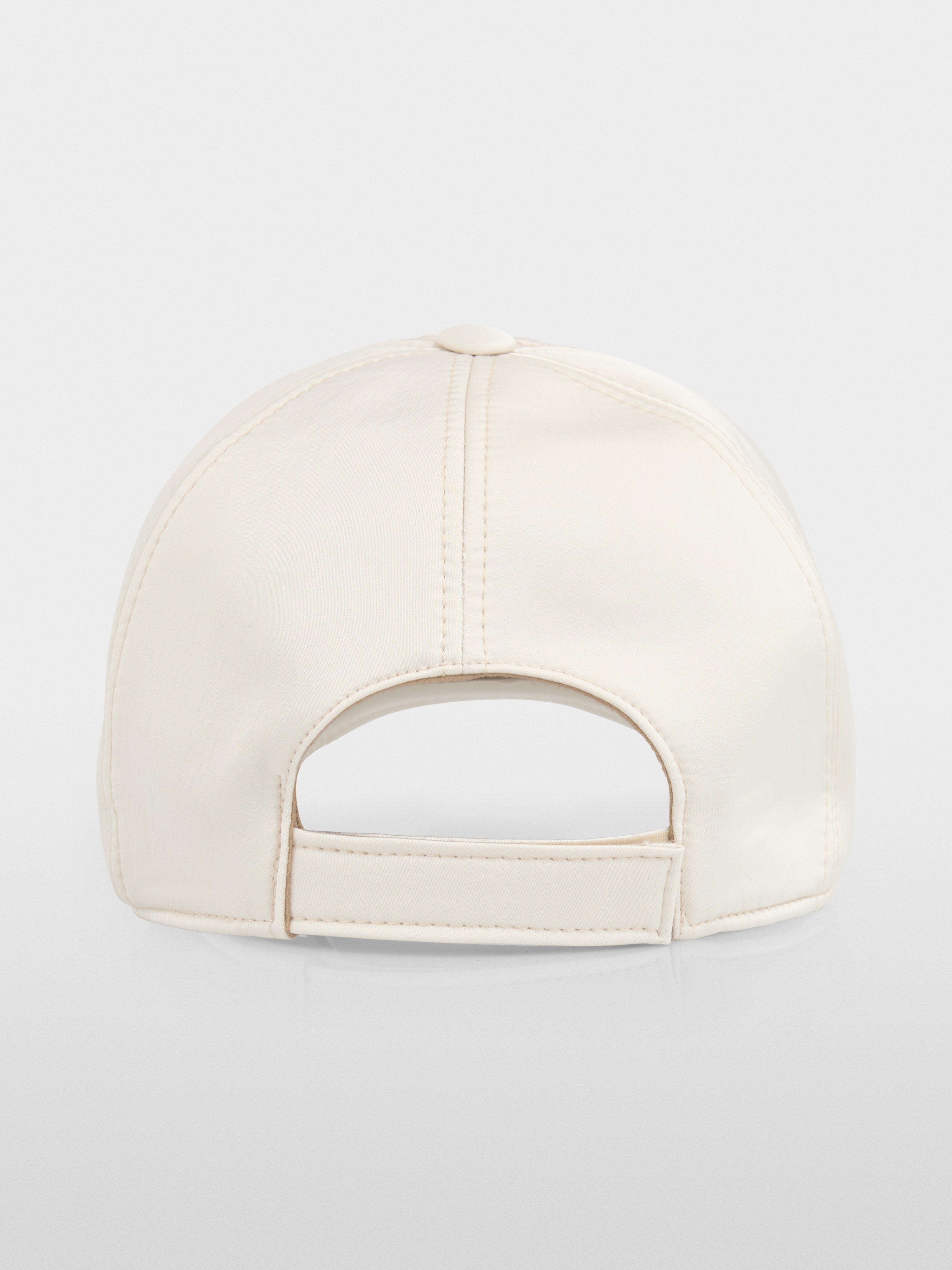 Quilted peaked cap