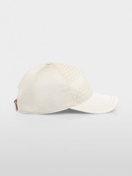 Quilted peaked cap