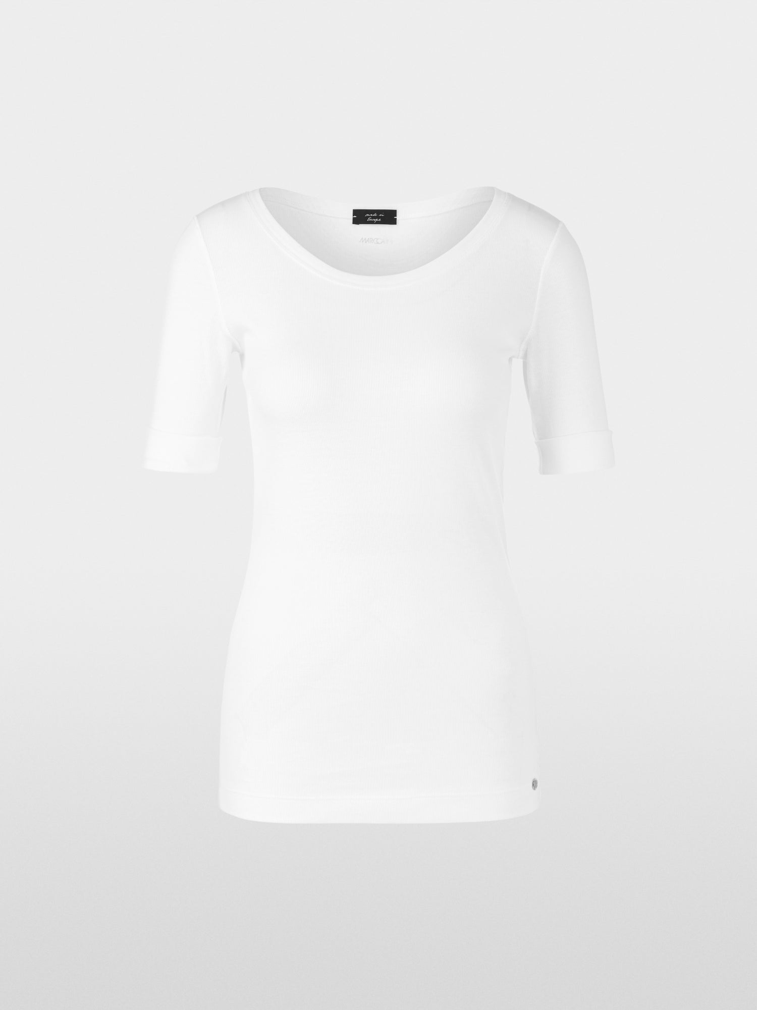 Round-collar shirt with short sleeves