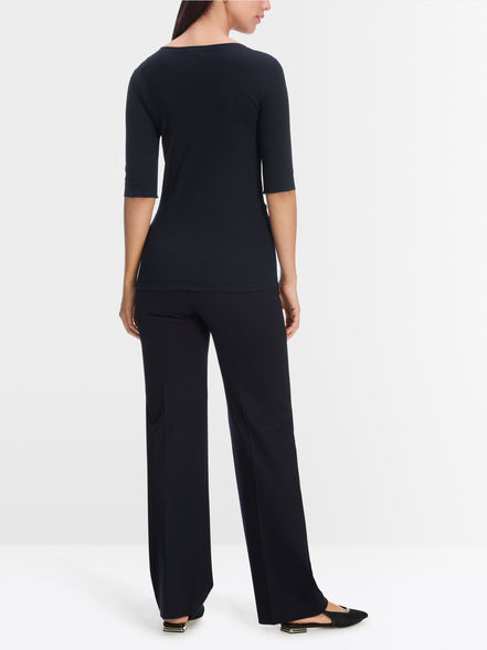 Round-collar shirt with short sleeves