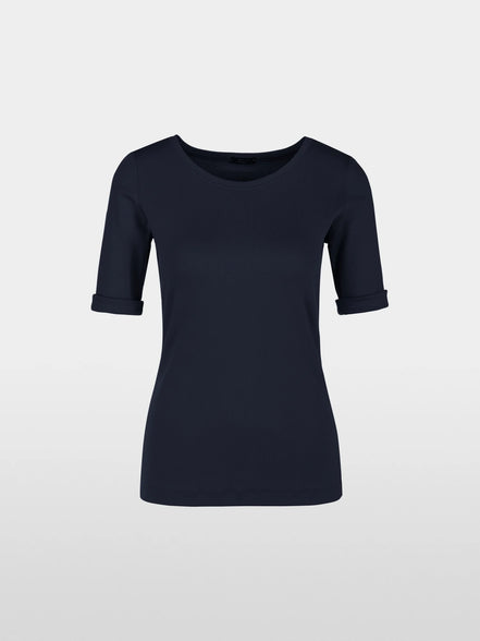 Round-collar shirt with short sleeves