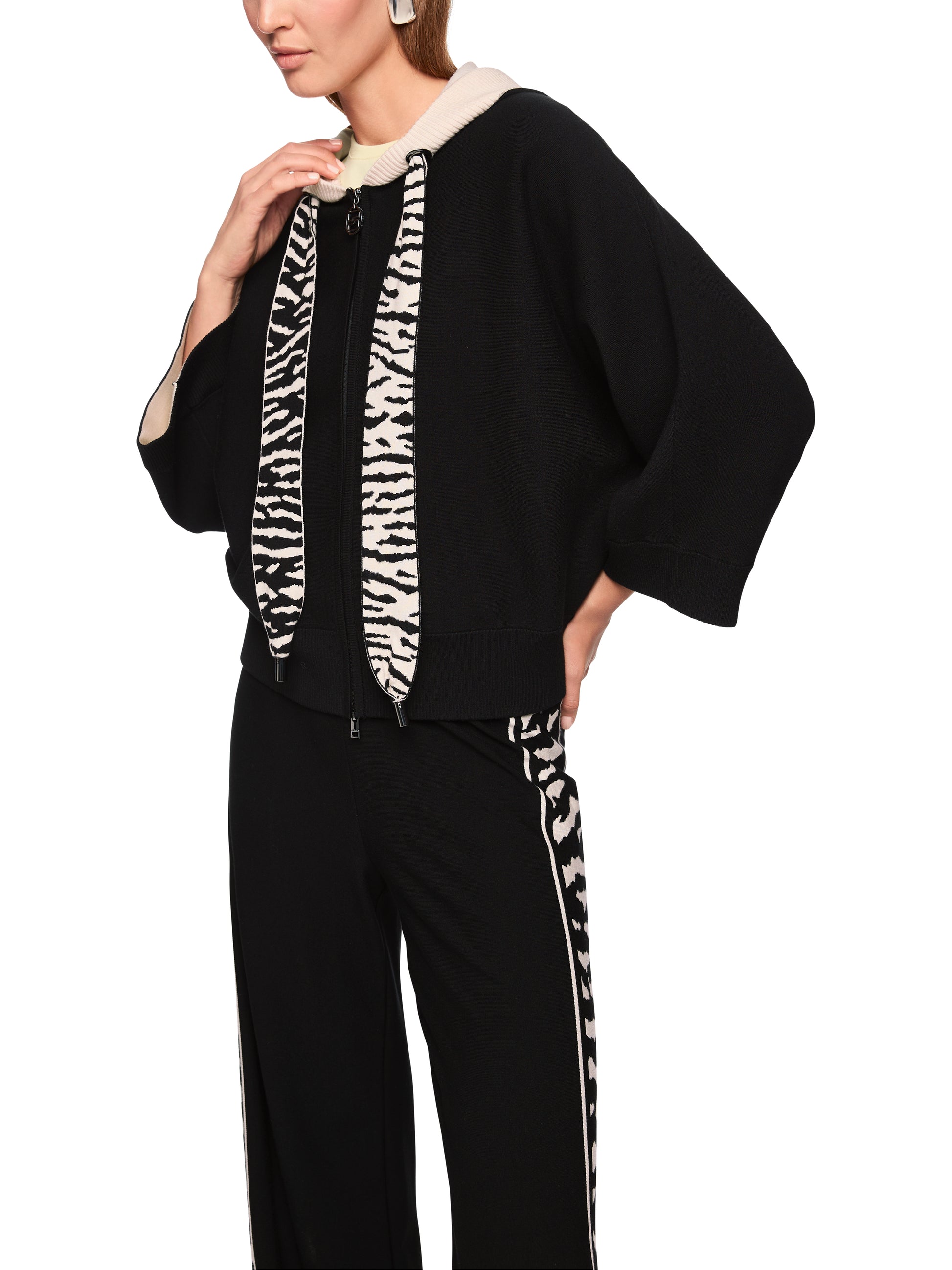 ‘Rethink Together’ cardigan