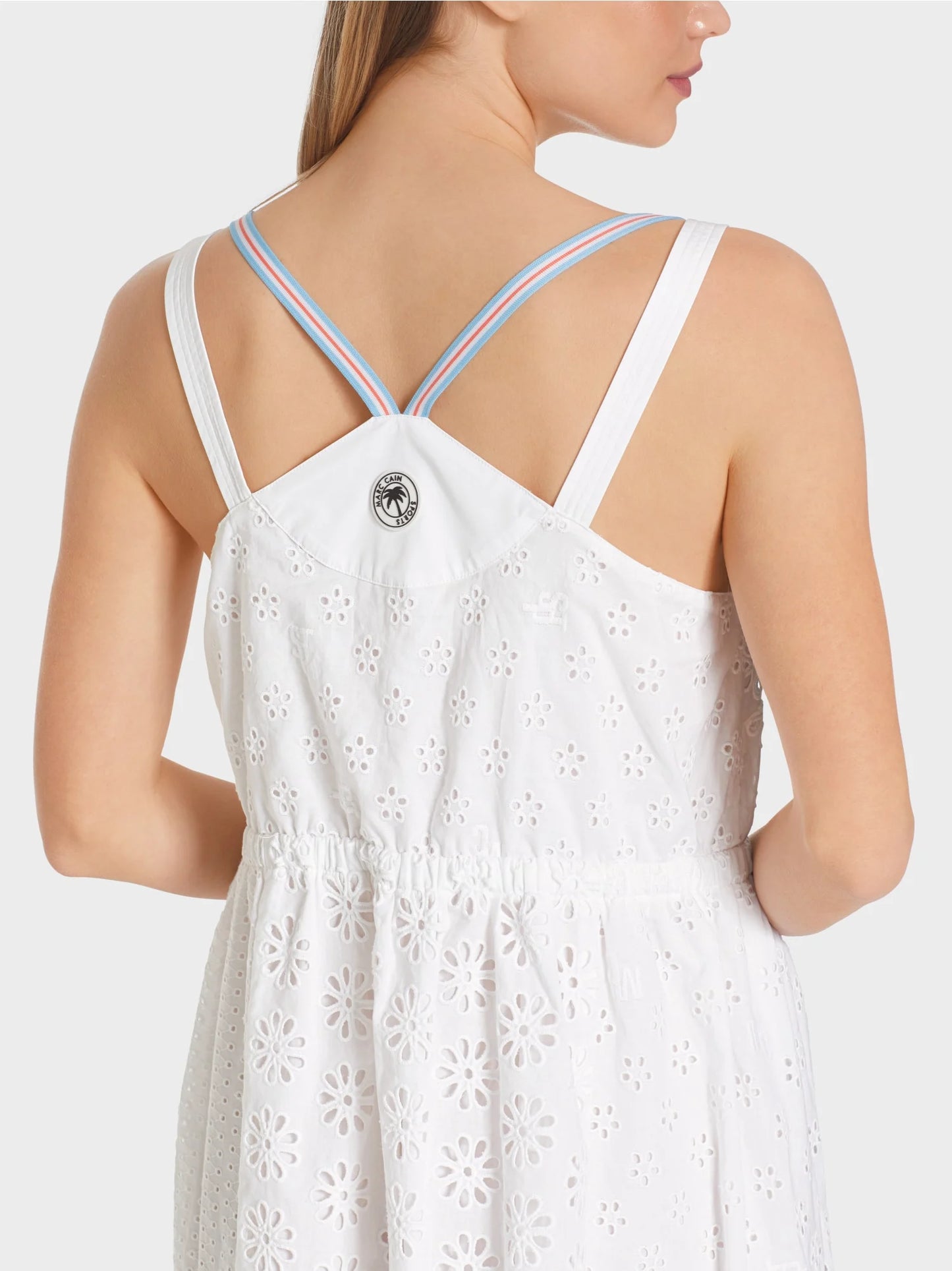 Summer dress with eyelet embroidery