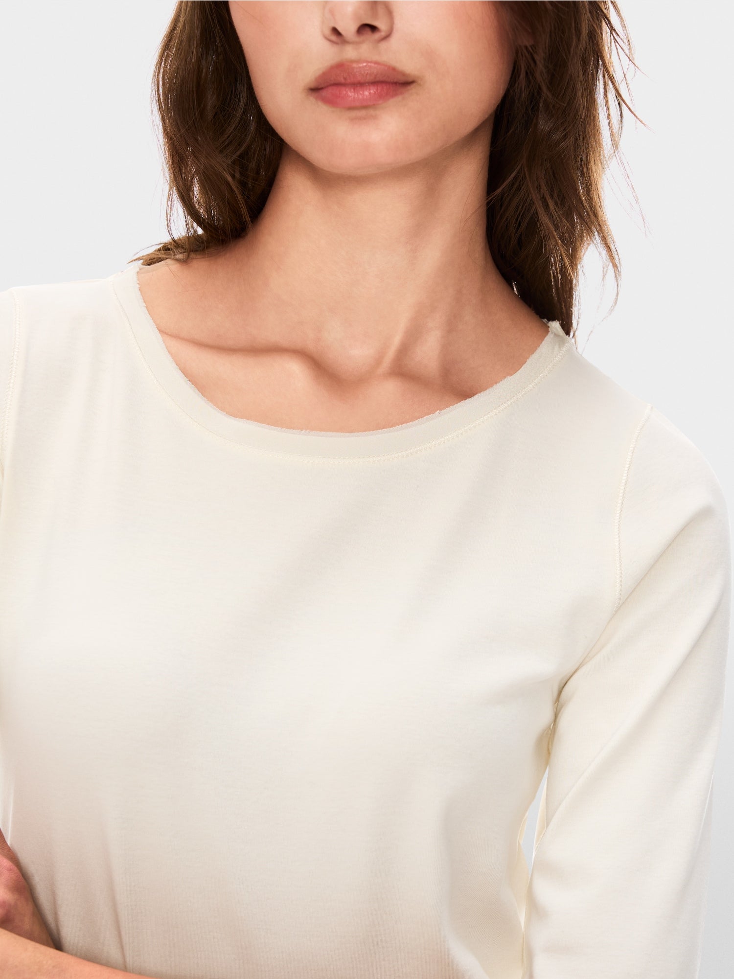 T-shirt with turn-up sleeves