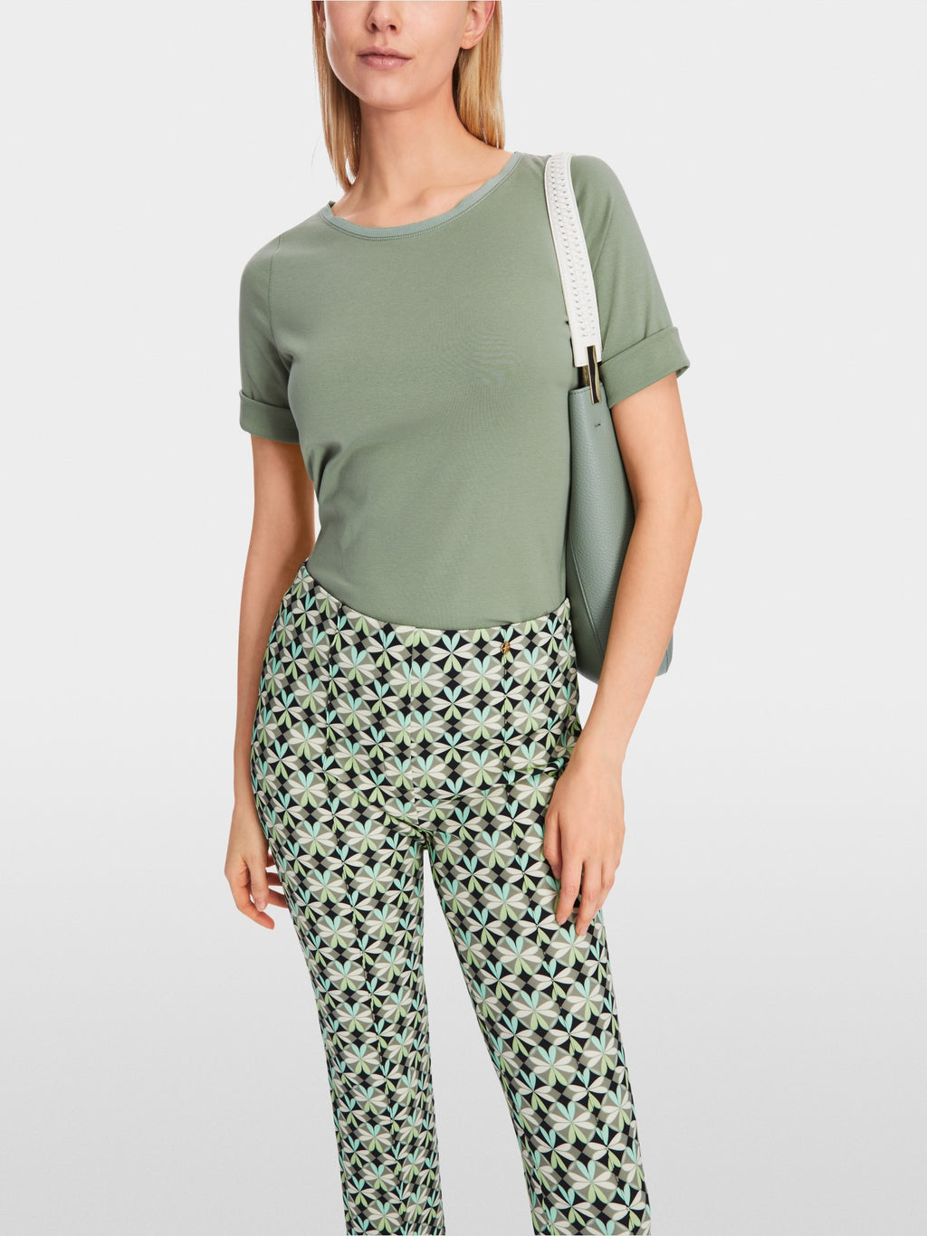 T-shirt with turn-up sleeves