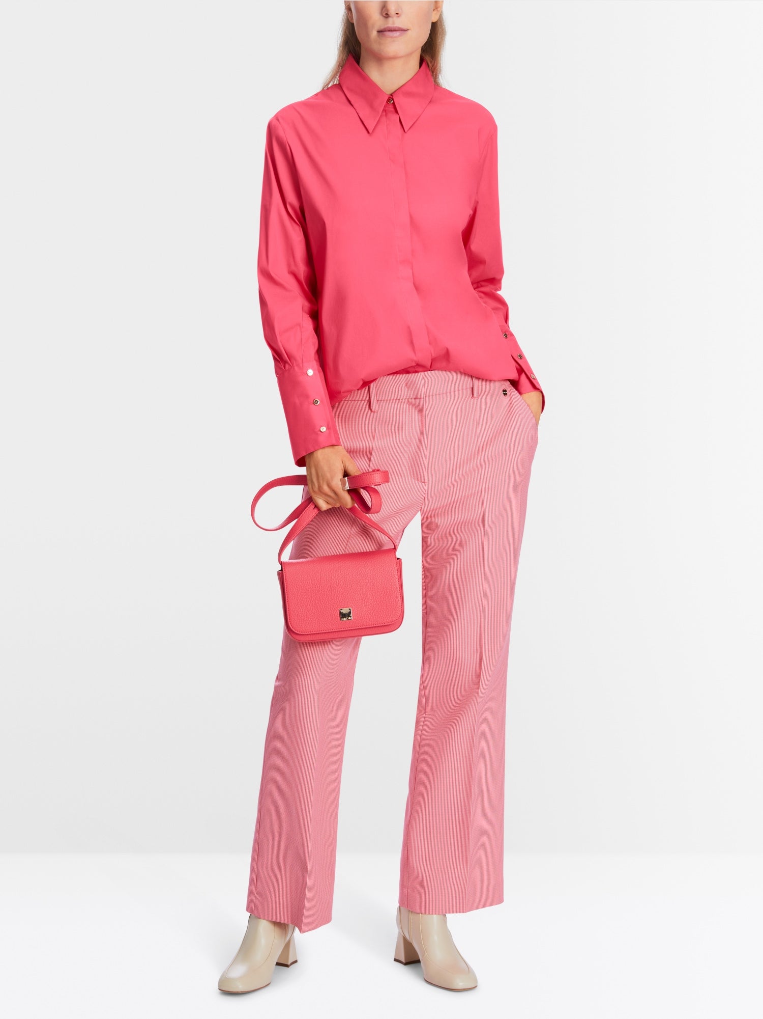 Blouse with Wide Cuff Sleeve