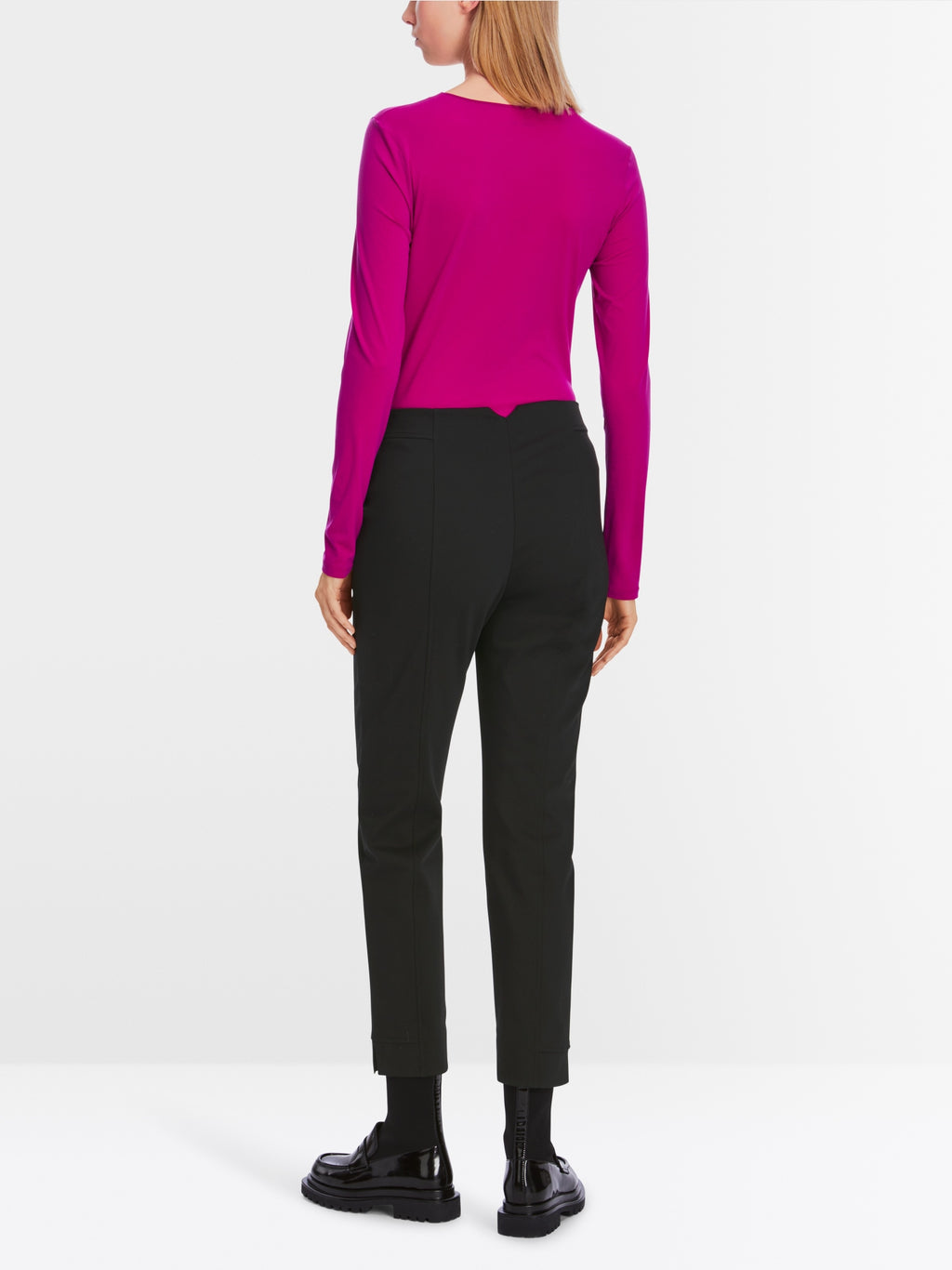 SPLIT with slit hem