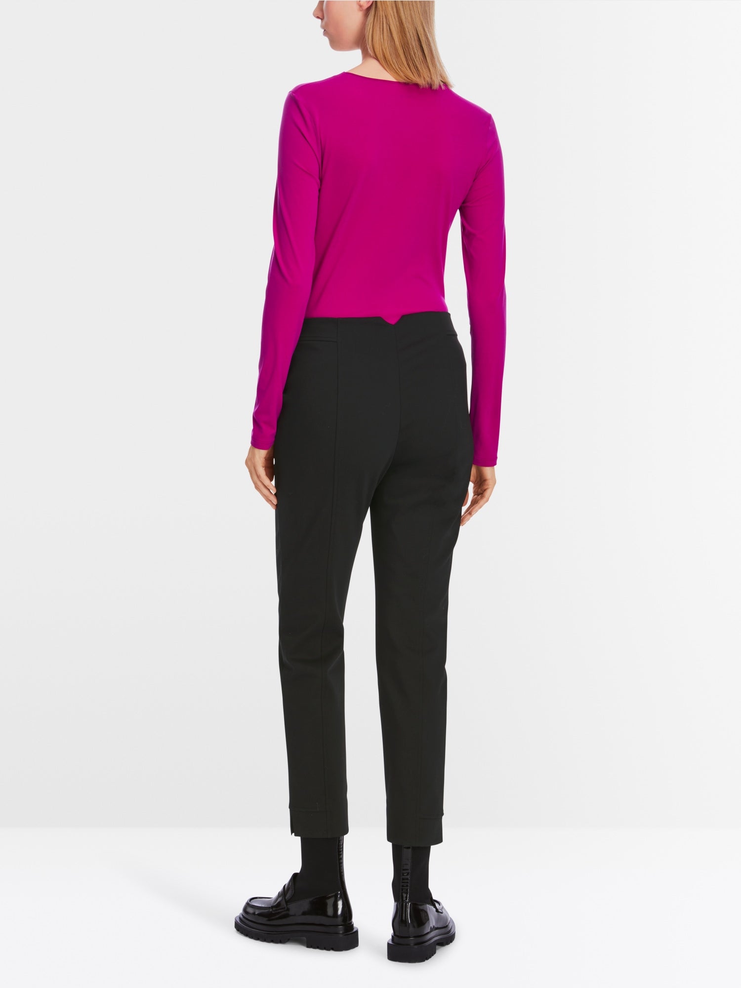 SPLIT with slit hem