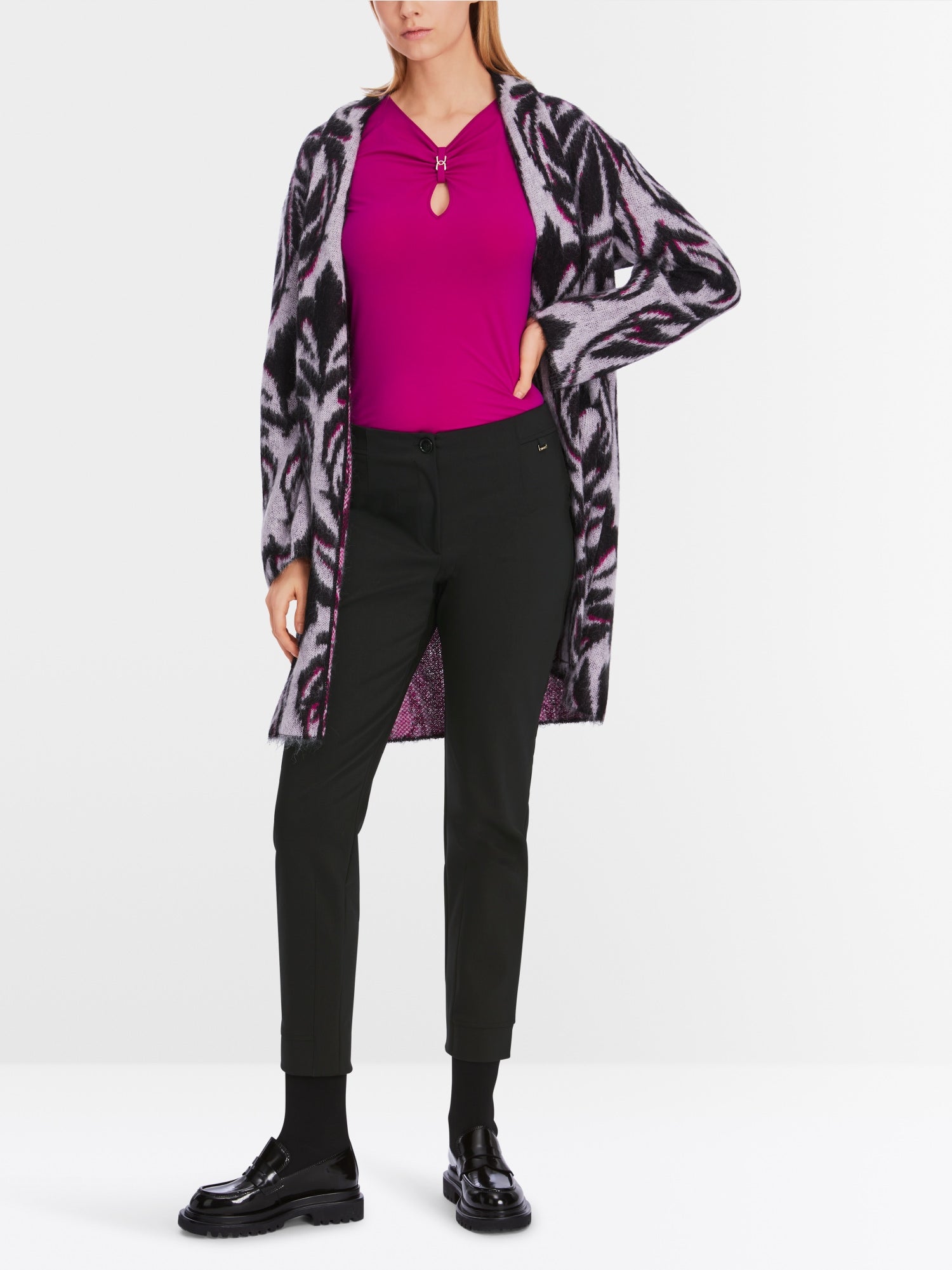 SPLIT with slit hem