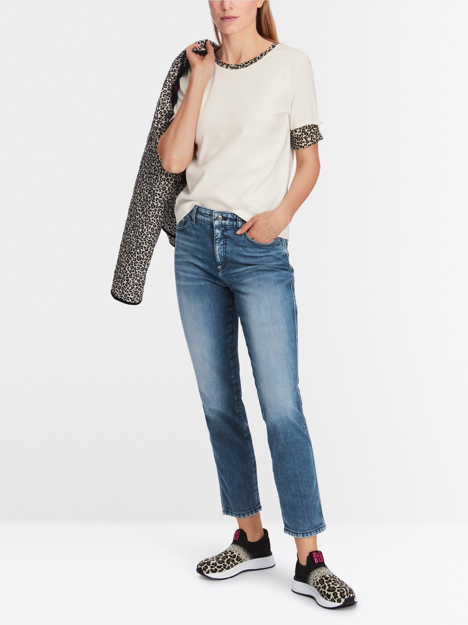 T-shirt with 3/4 sleeves