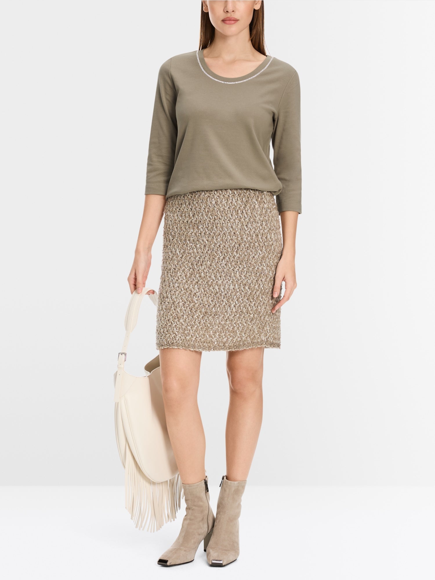 T-shirt with pearl embellishment