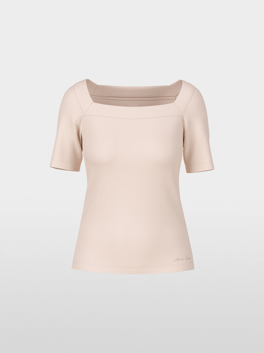 T-shirt with square neckline