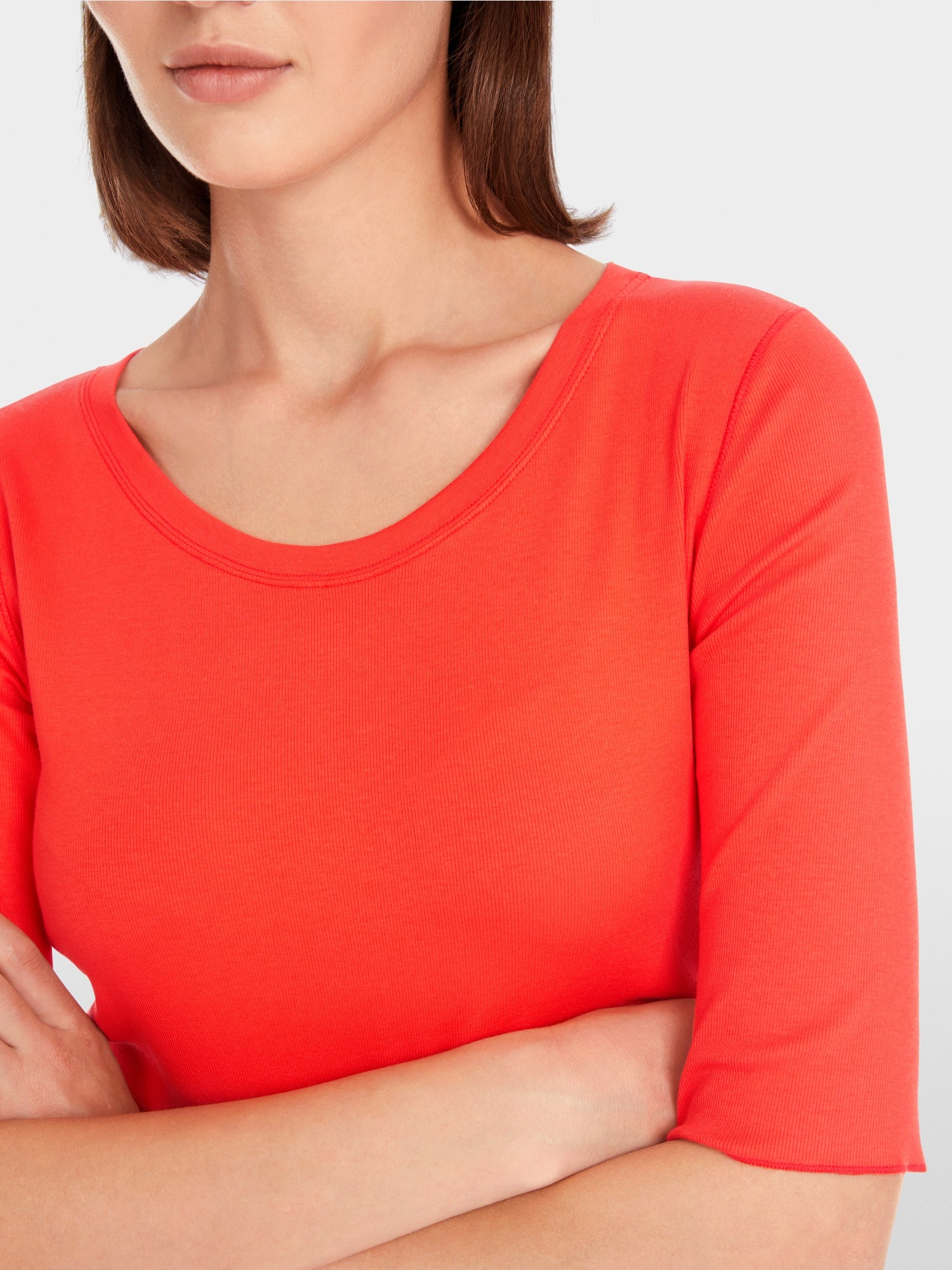 Solid T-shirt in stretchy cotton rib