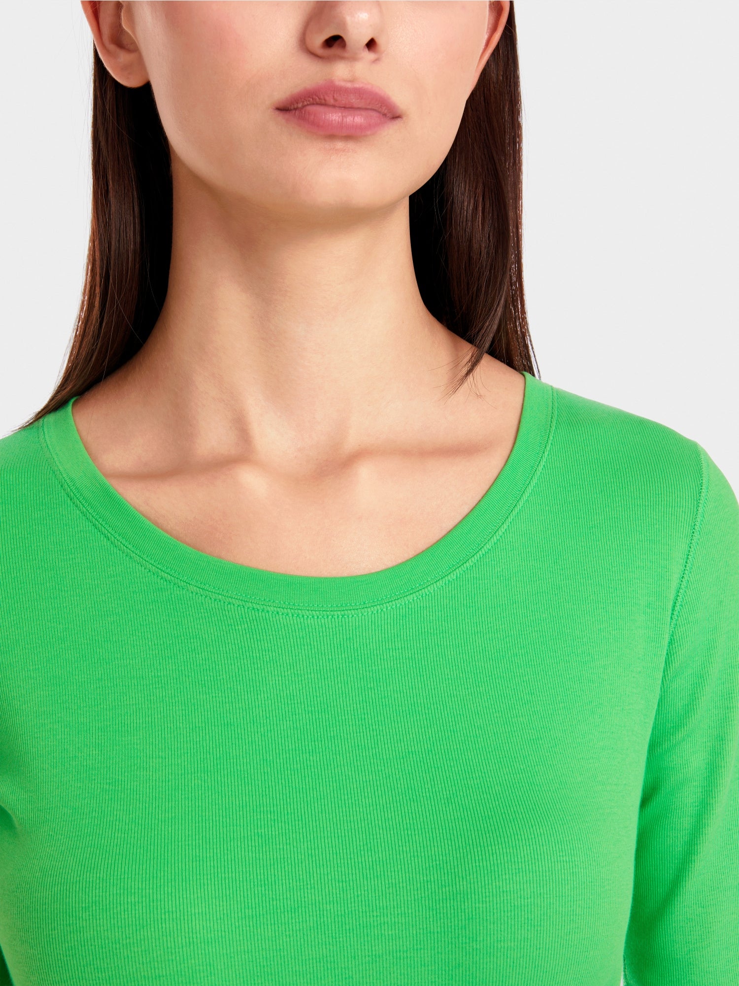 Solid T-shirt in stretchy cotton rib