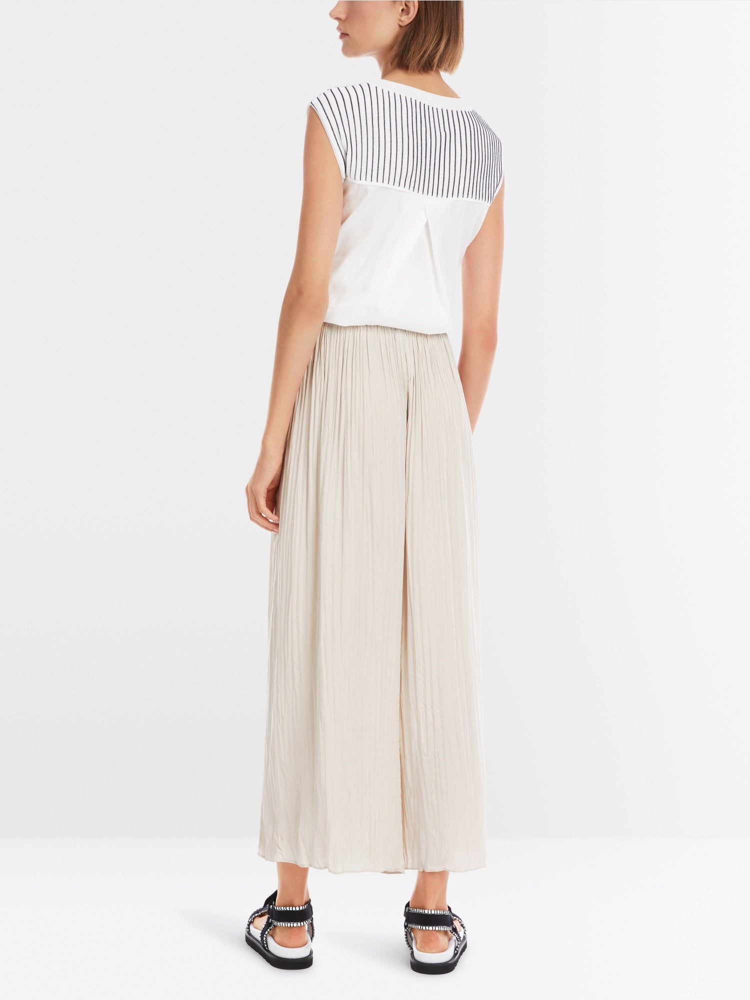 WOLIN Rethink Together pleated trouers