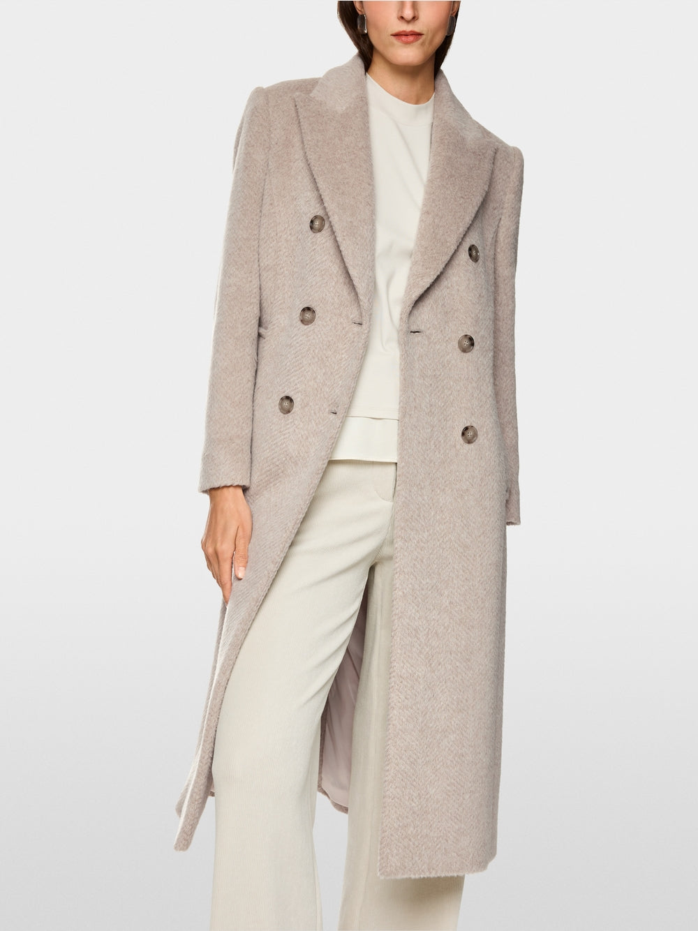 Fitted coat in alpaca wool blend