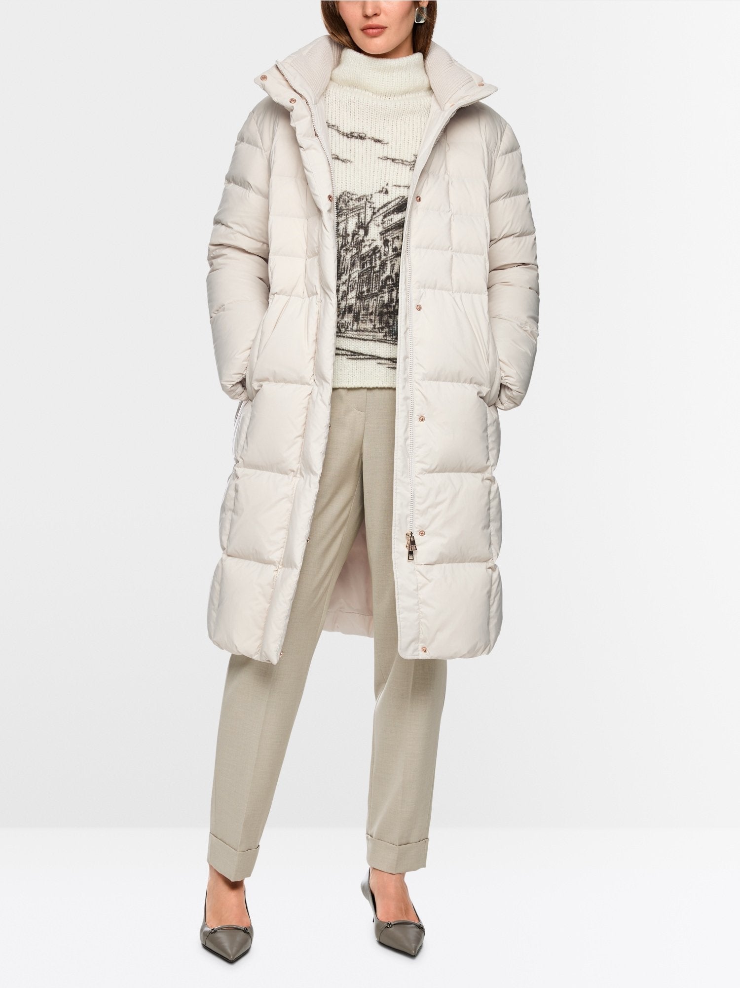 Quilted down coat with hood