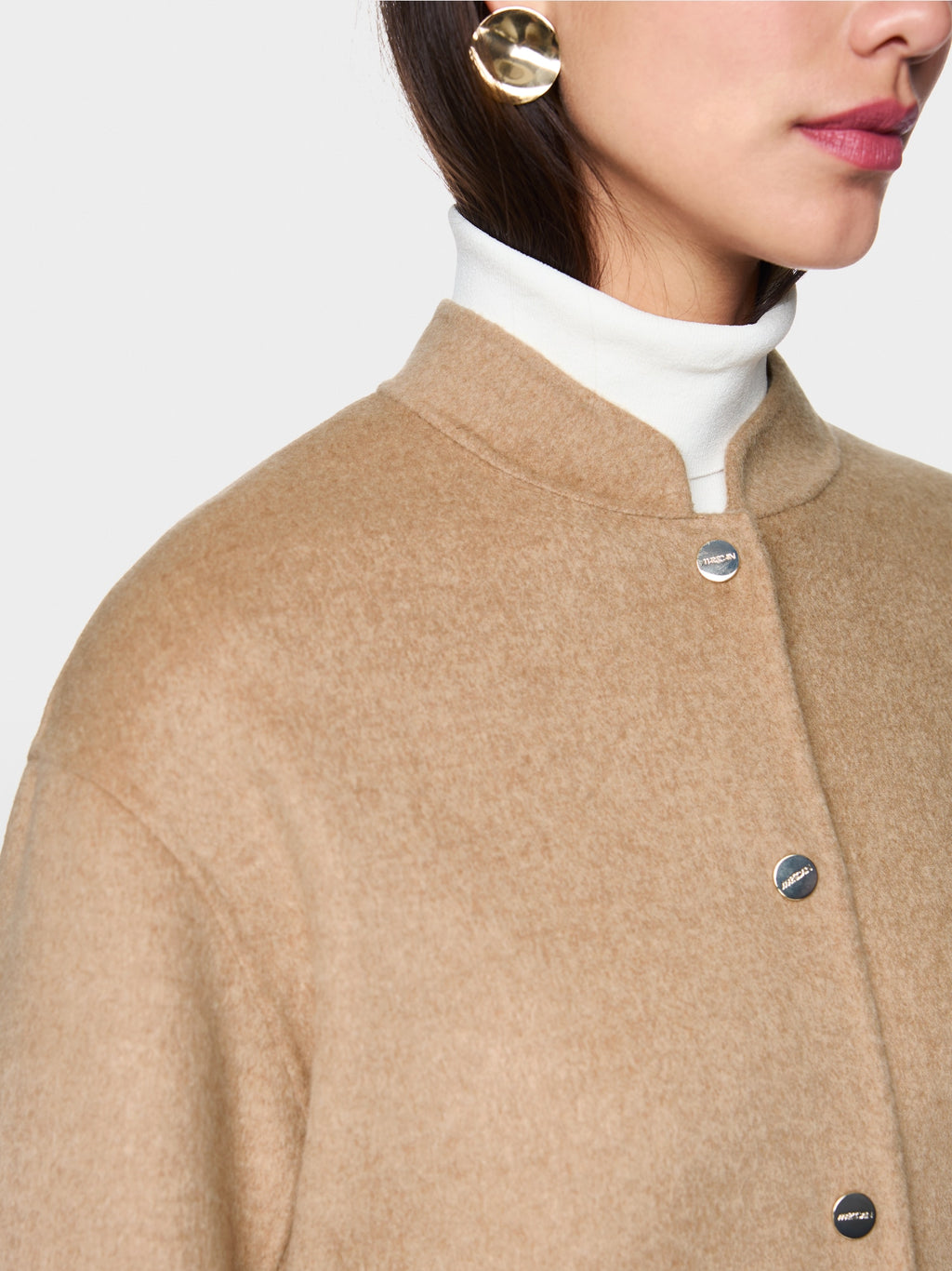 Oversized jacket with cuffed sleeves