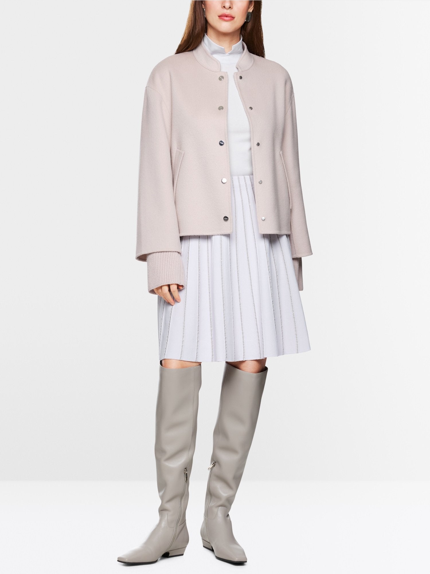Oversized jacket with cuffed sleeves