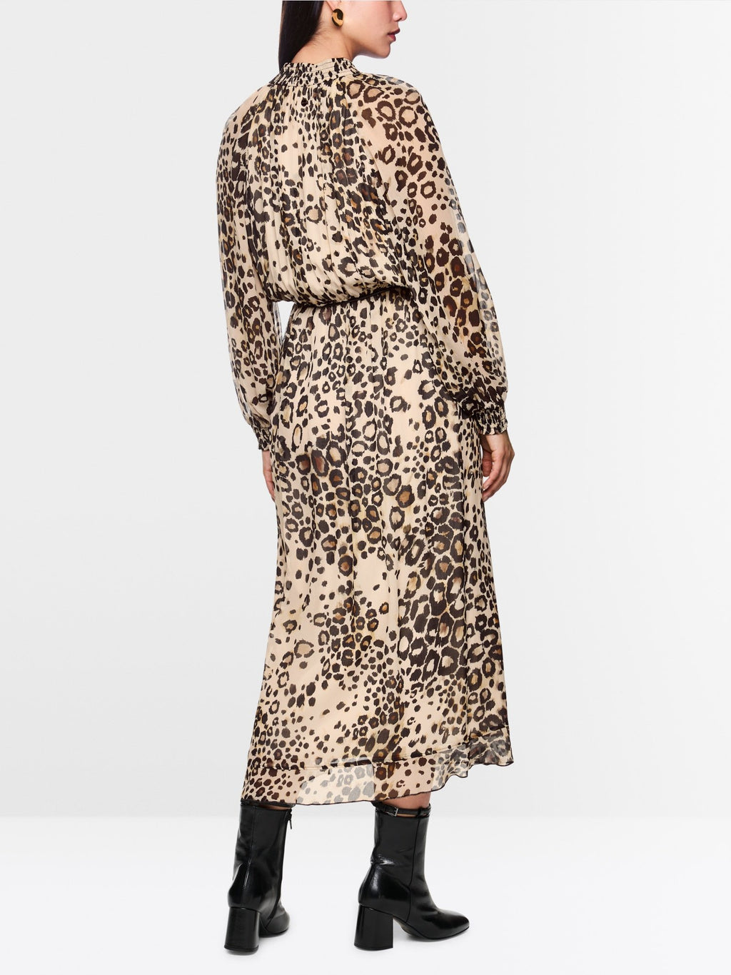 Maxi dress with leopard print