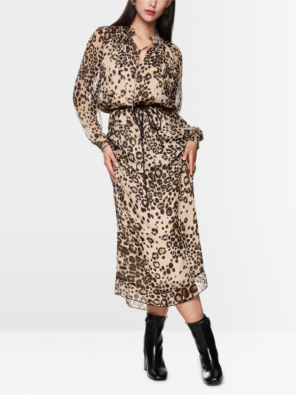 Maxi dress with leopard print