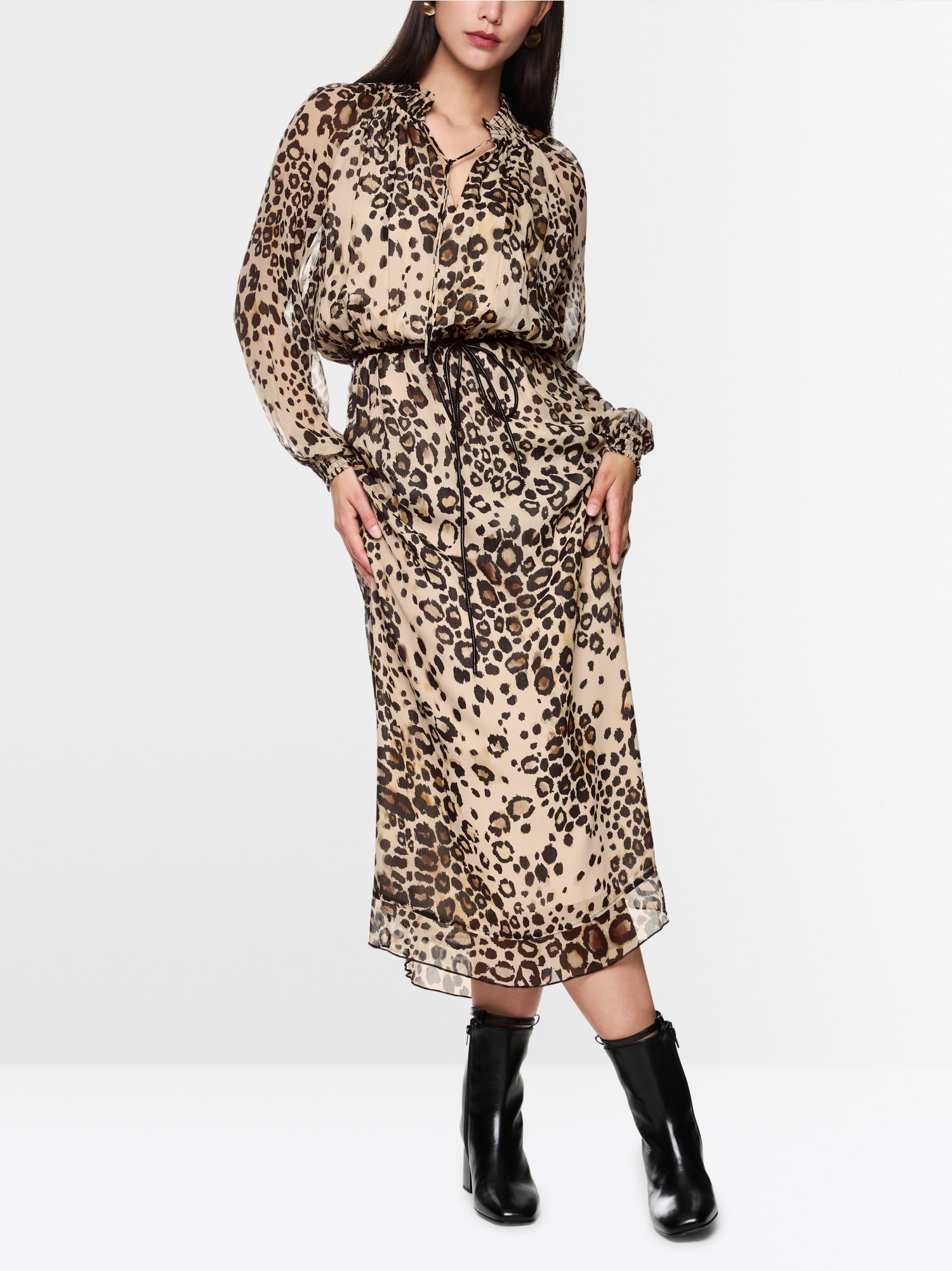Maxi dress with leopard print