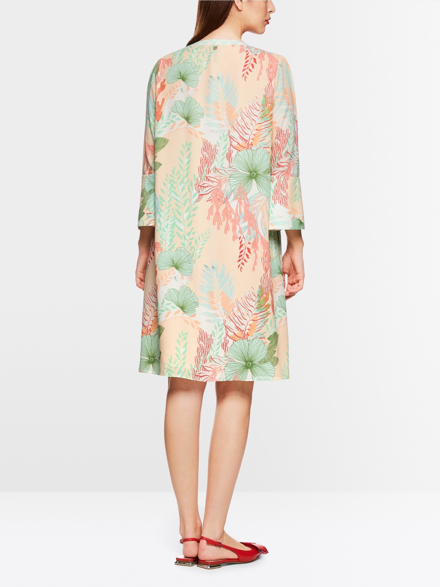 Short dress with floral print