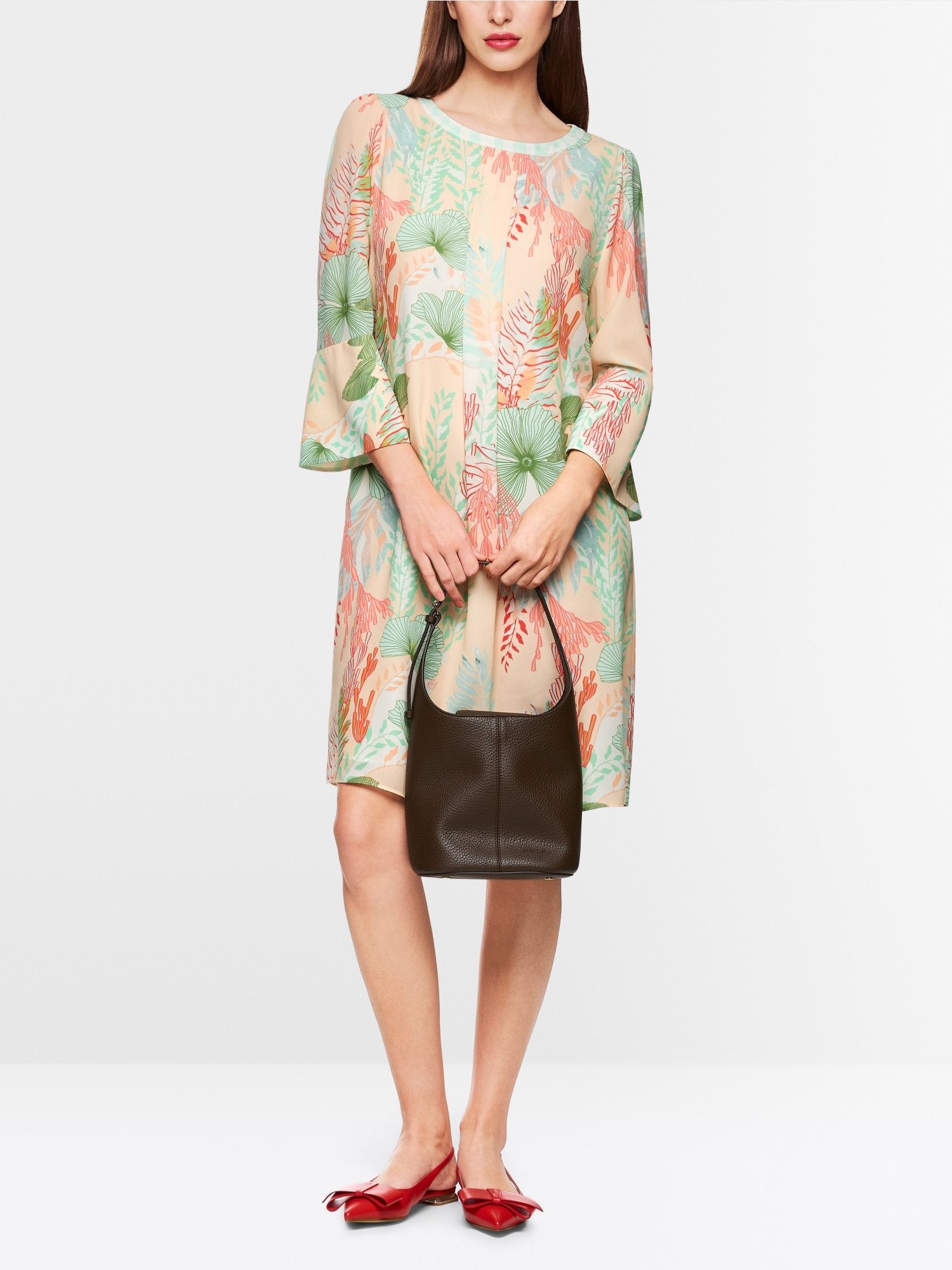 Short dress with floral print