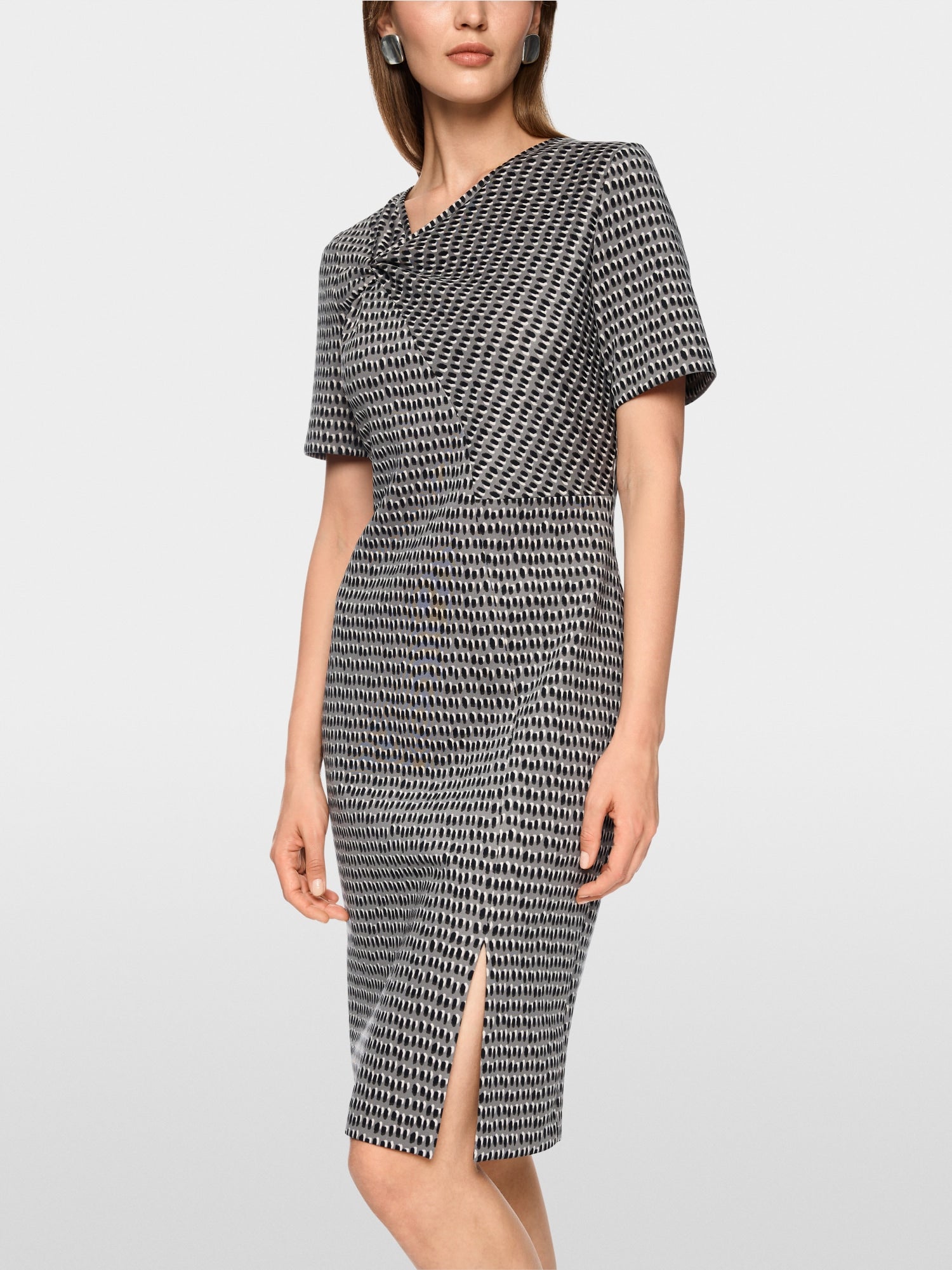 Asymmetrical dress in scuba jersey