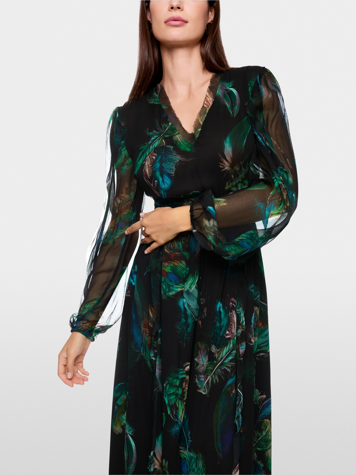 Viscose dress with feather print