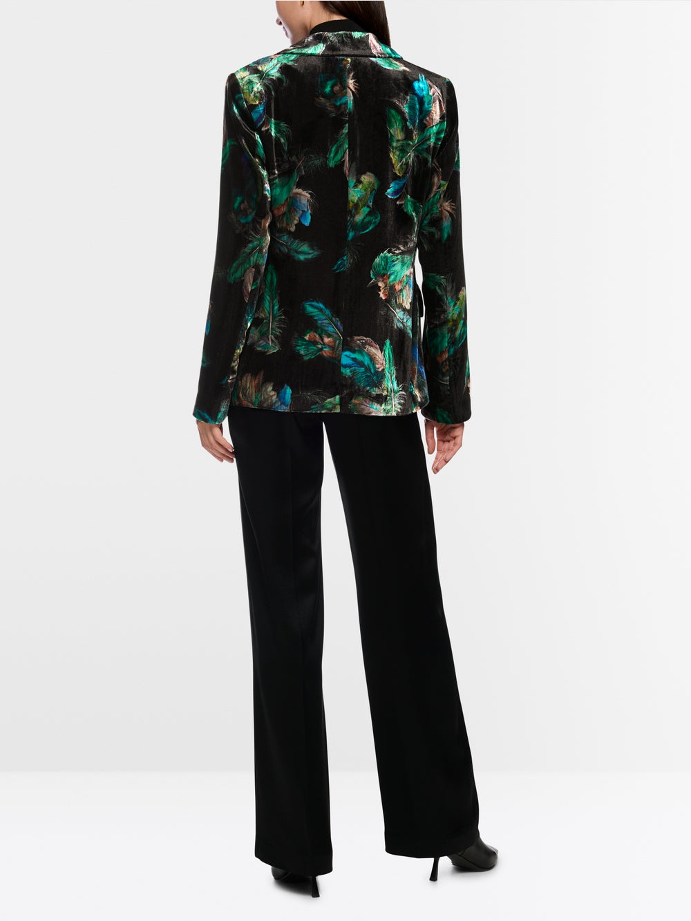 Velvet blazer with feather print