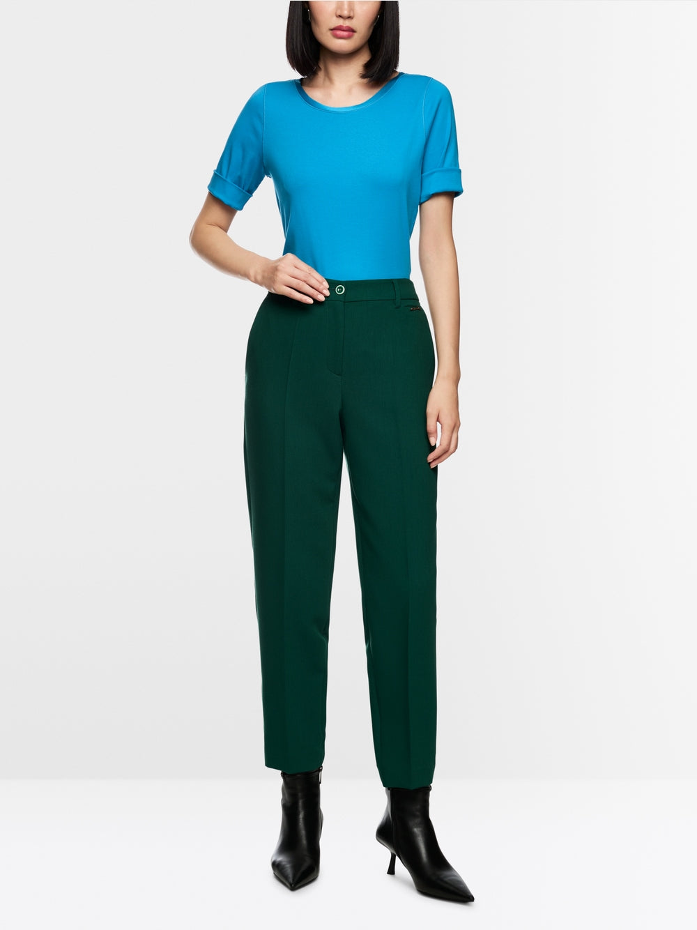 T-shirt with half-length sleeves