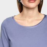 T-shirt with half-length sleeves