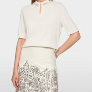 Shirt with sparkling flowers