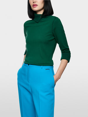 Long-sleeved top with knit collar