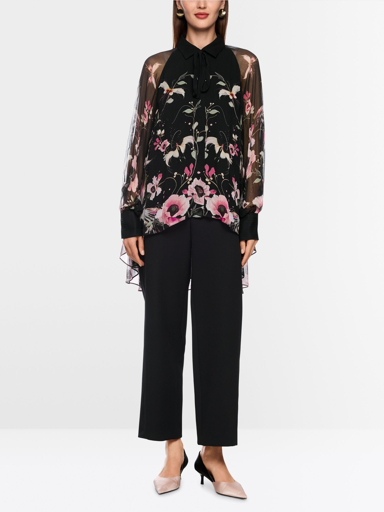 Long blouse with floral pattern