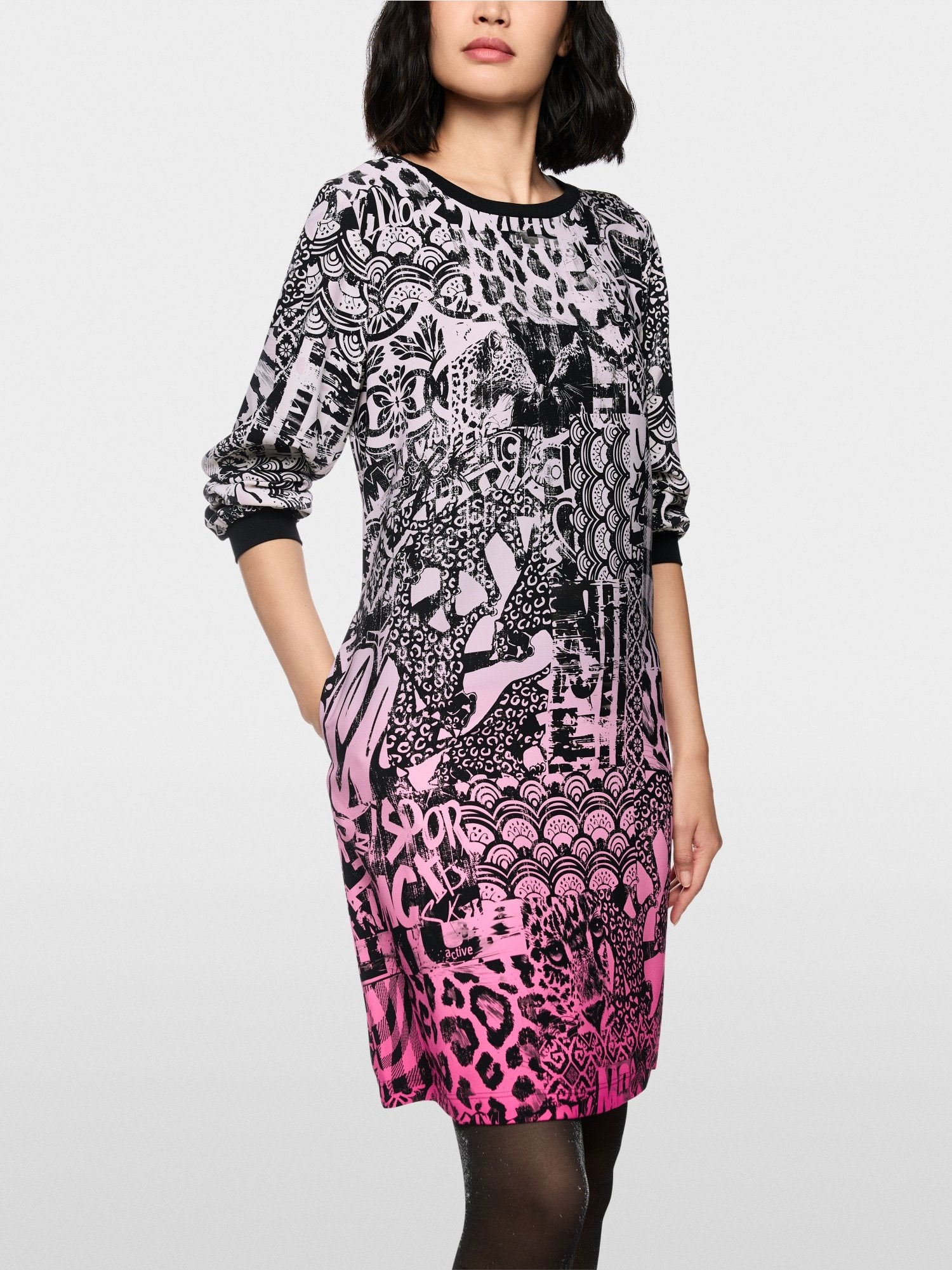 Dress with all-over print