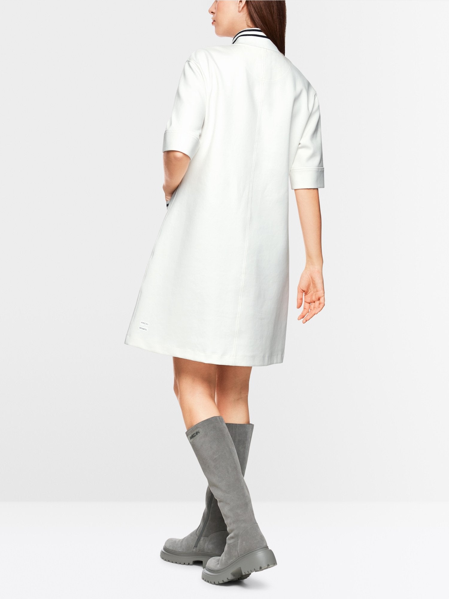 Short dress