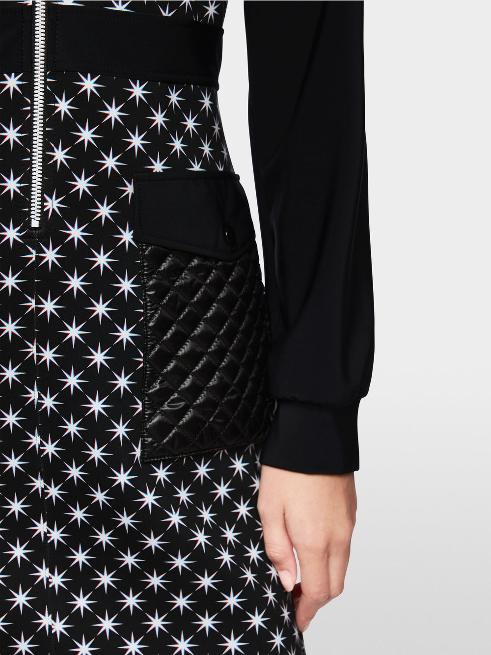 Sporty dress with Snowstars print