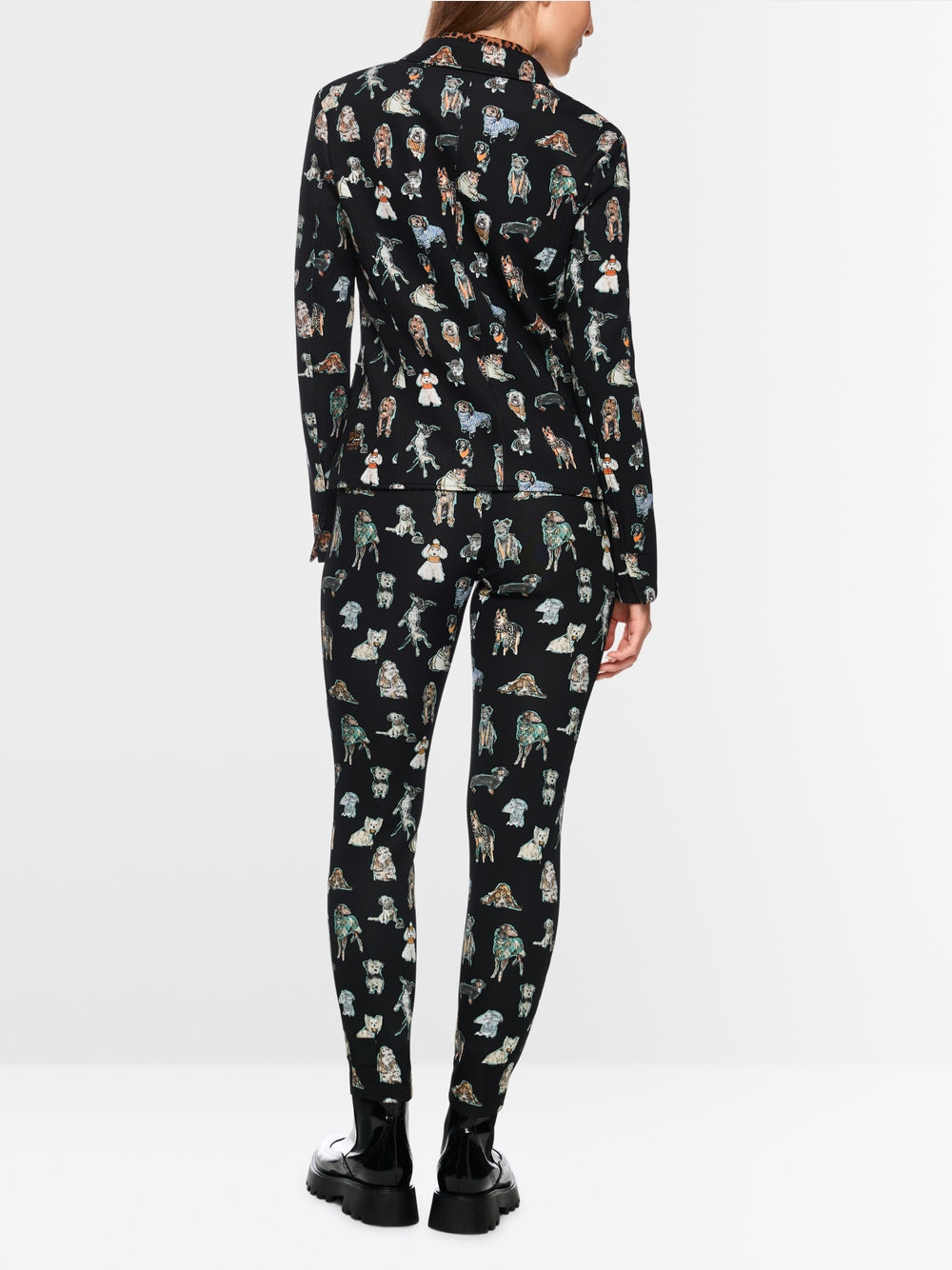 Scuba blazer with doggy print