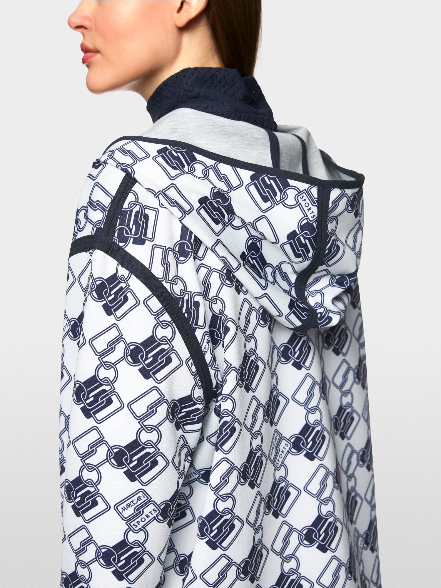 Reversible Sweatshirt in cube design