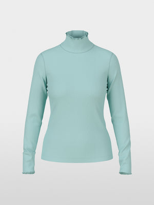 Plain long-sleeved turtleneck shirt