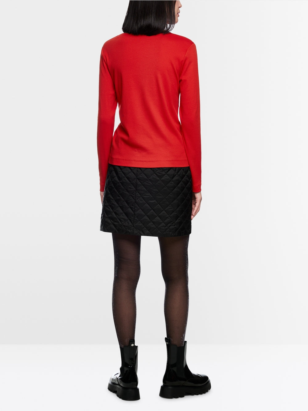 Classic plain long-sleeved shirt