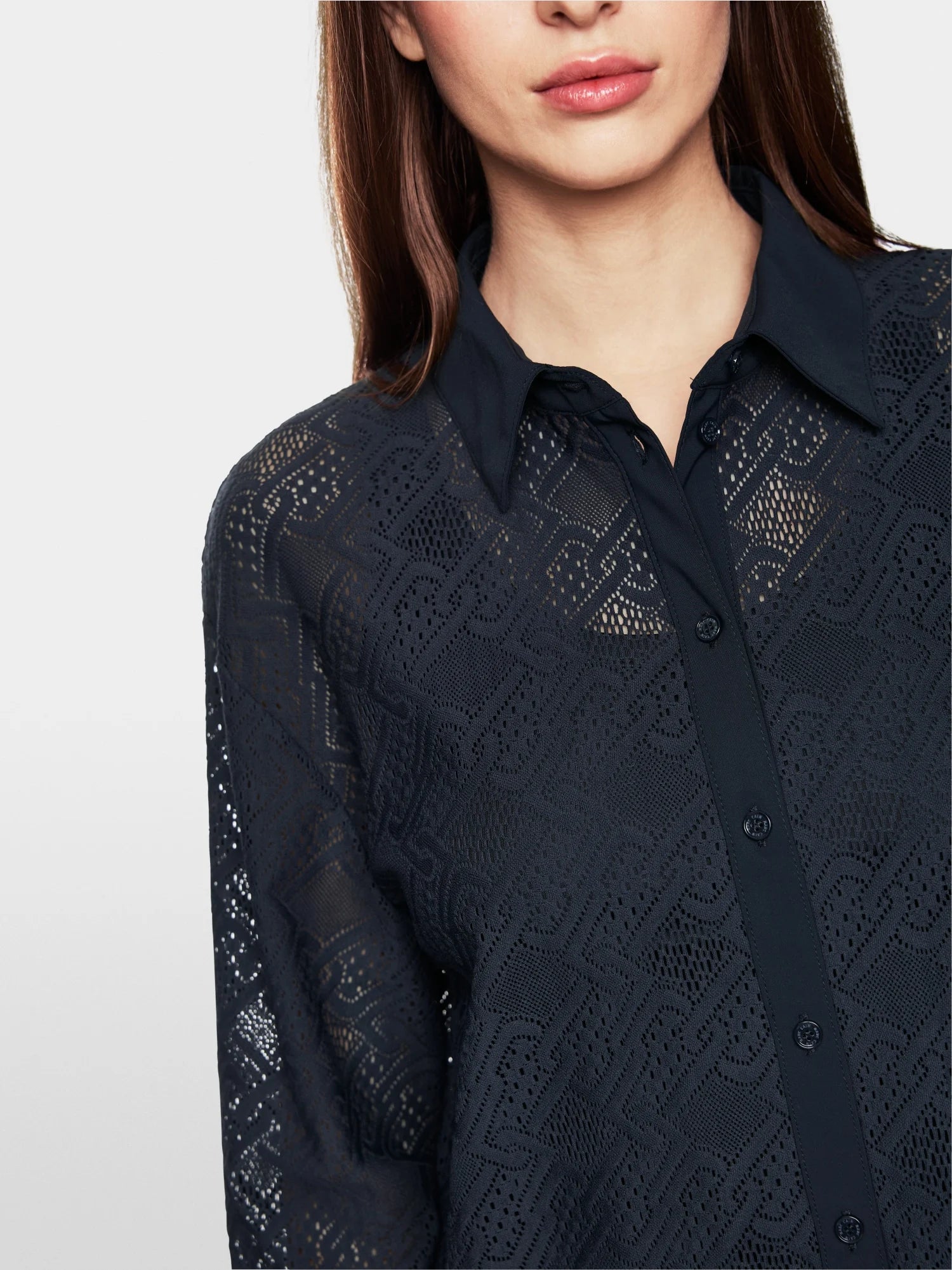 Blouse in eyelet lace