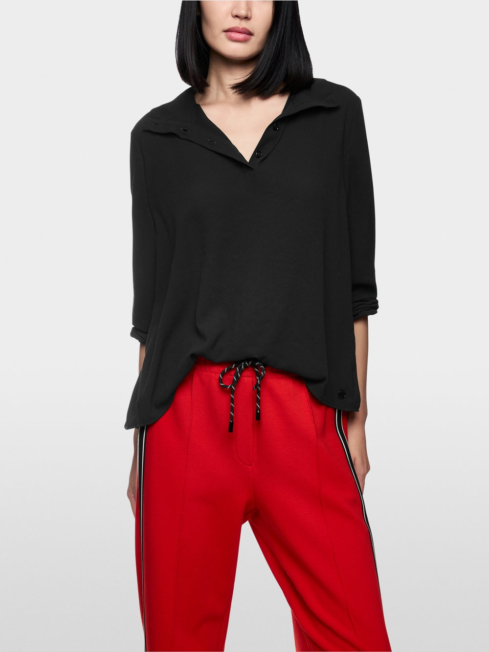 Flowing tunic blouse with collar