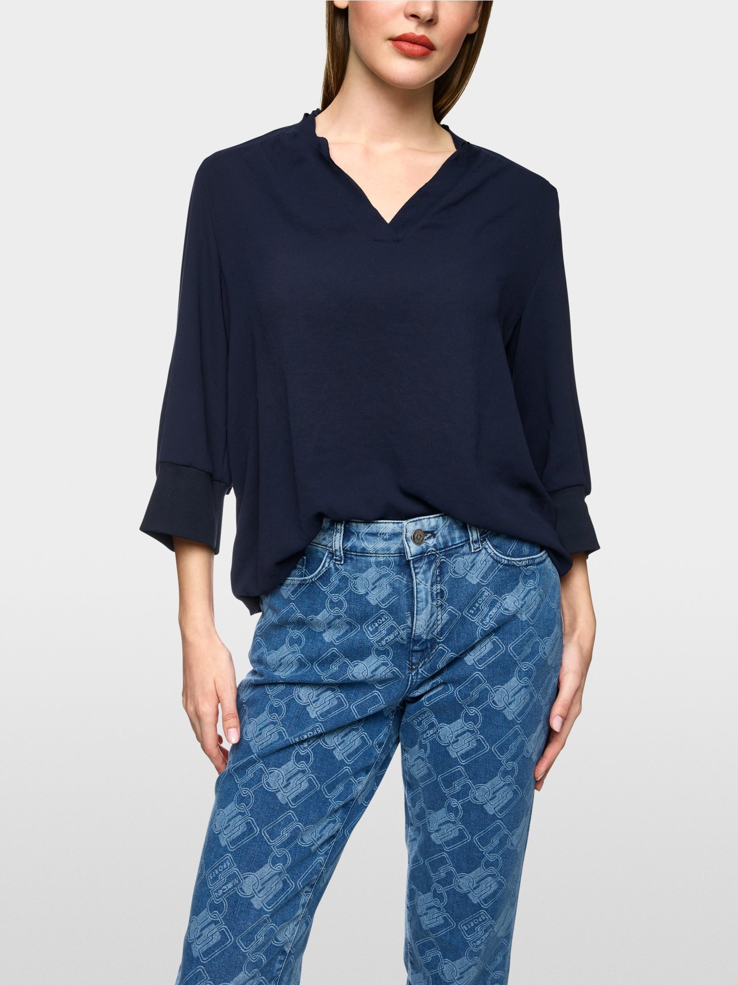 Blouse shirt in a mix of materials